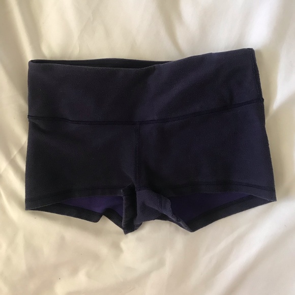 Lululemon Shorts - Picture 2 of 4